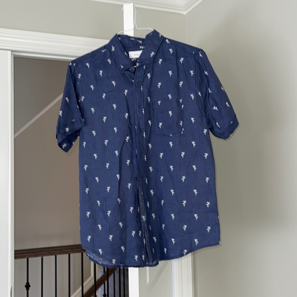 ONIA short sleeve linen button down Size M